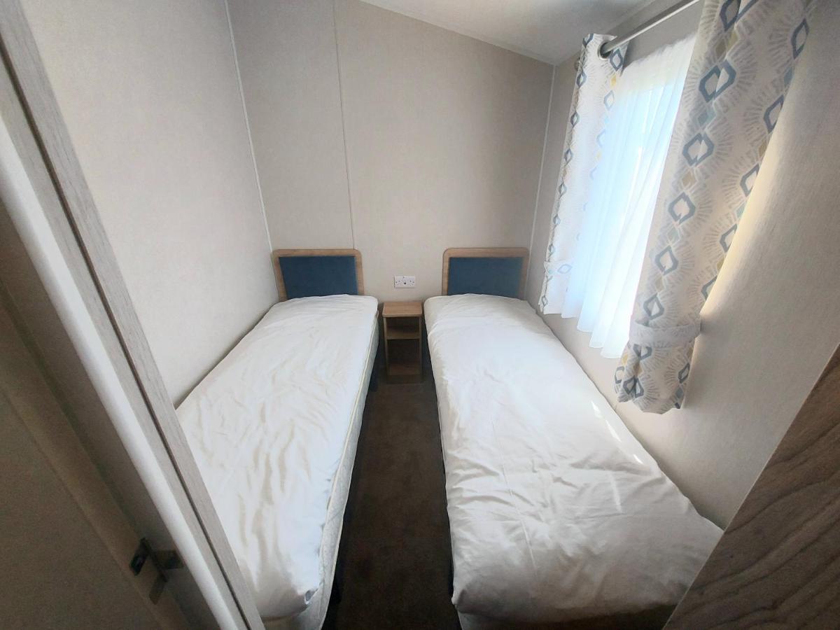 Sophie'S Caravan Camber Exterior foto